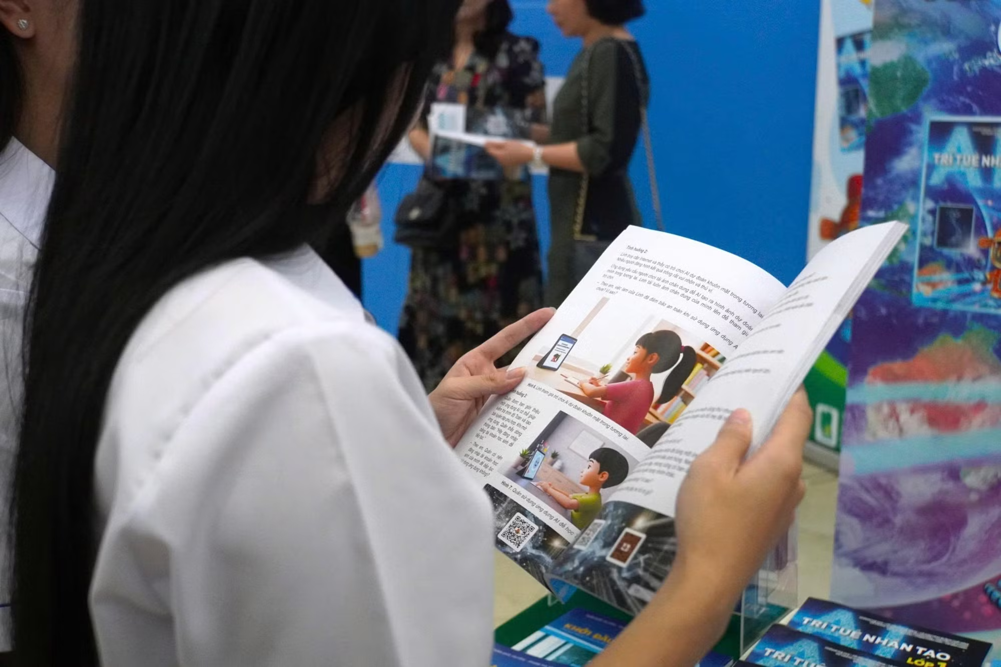 Trợ lý AI Buddy miễn phí cho giáo viên toàn quốc